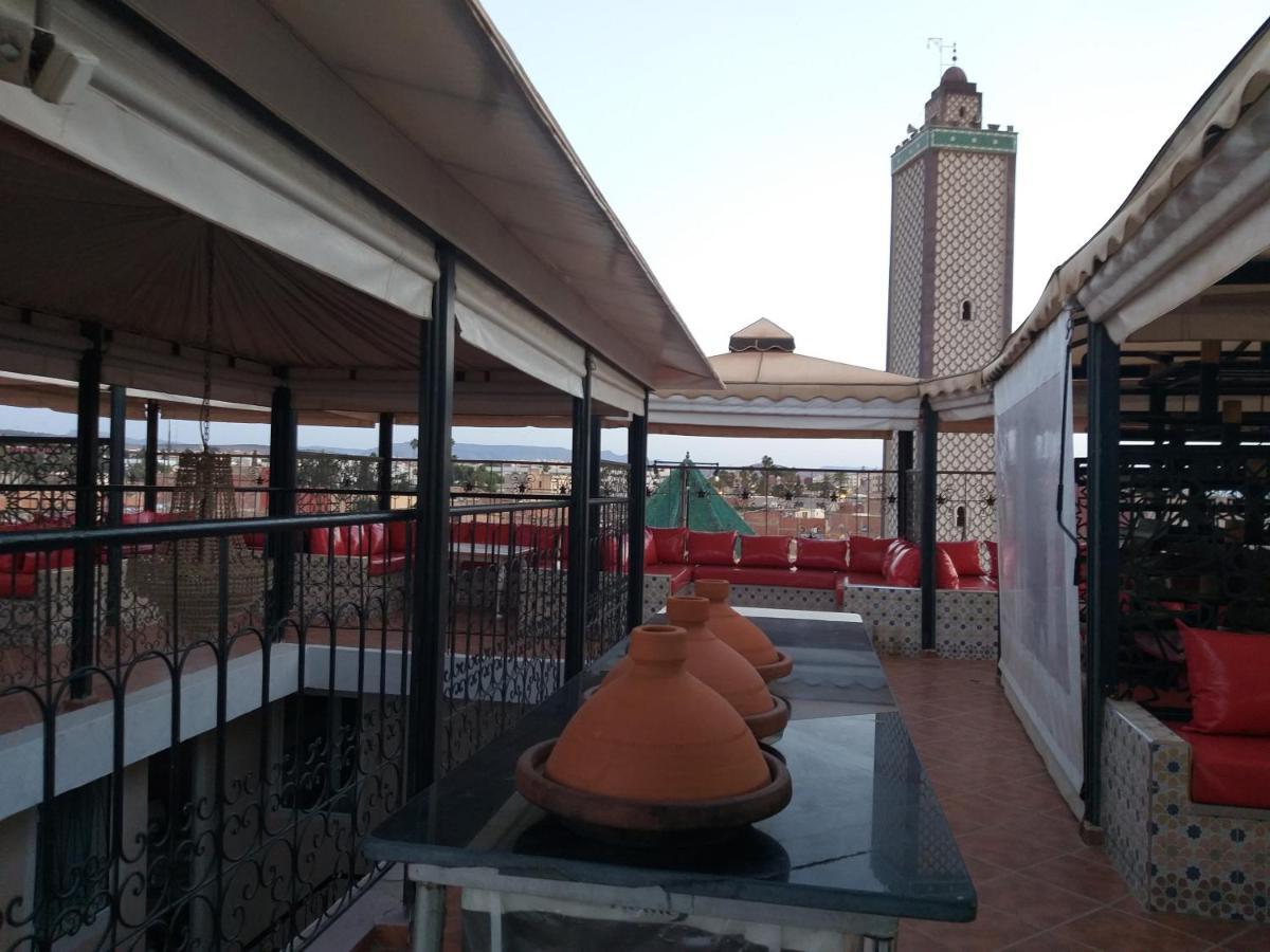 אוג'דה Hotel Lahlou Riad Cafeteria מראה חיצוני תמונה