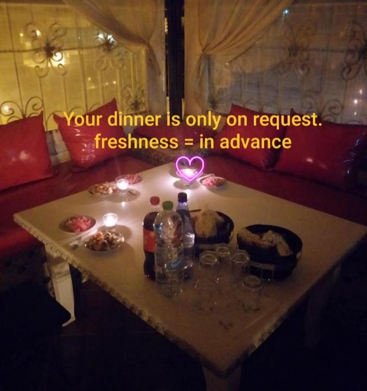 אוג'דה Hotel Lahlou Riad Cafeteria מראה חיצוני תמונה