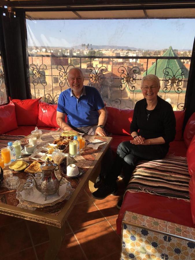 אוג'דה Hotel Lahlou Riad Cafeteria מראה חיצוני תמונה