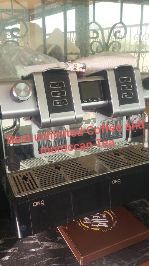 אוג'דה Hotel Lahlou Riad Cafeteria מראה חיצוני תמונה